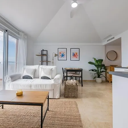 Apartmán Atico Nuevo En Lujosa Urbanizacion Junto A Restaurantes Y Cafeterias Marbella