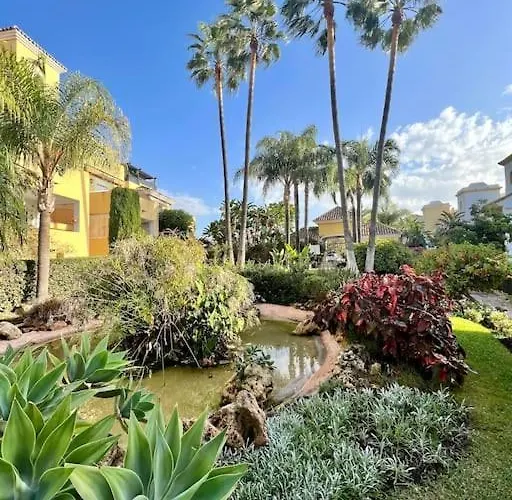 Atico Nuevo En Lujosa Urbanizacion Junto A Restaurantes Y Cafeterias 아파트 *